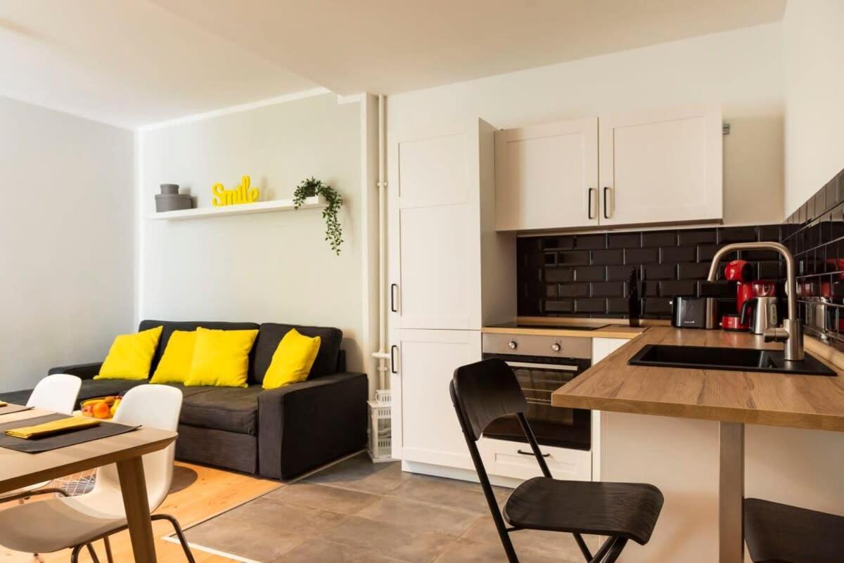 Cosy Two Br Plus Self Checkin Plus Street Parking Берлин Екстериор снимка